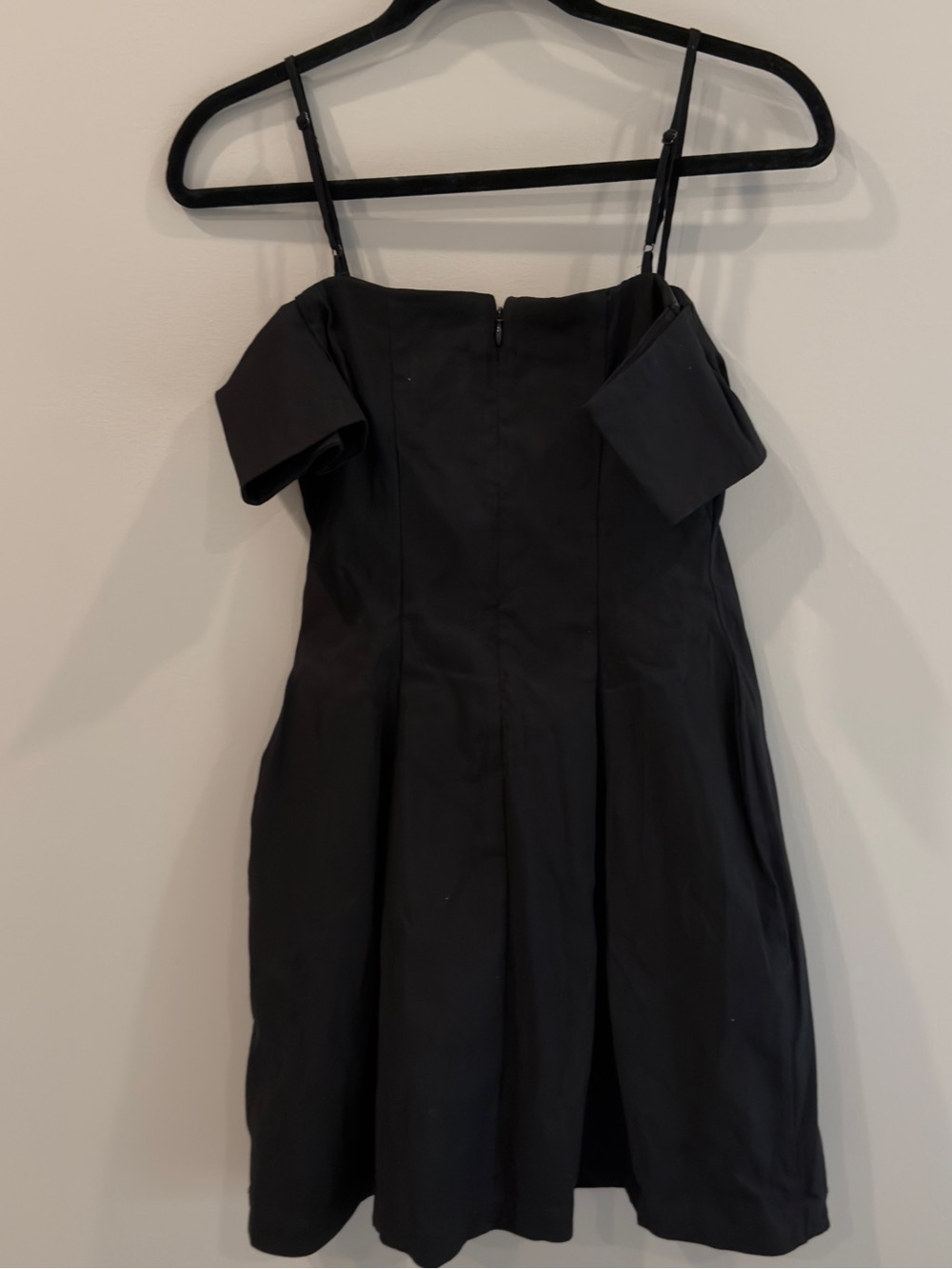 Maeve Bow Off-The-Shoulder Mini Dress - Picture 3 of 4